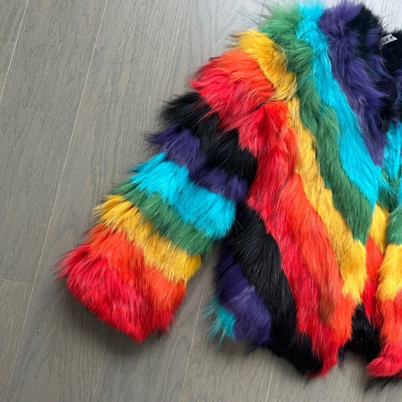 Alice + Olivia FAWN Rainbow Fur Jacket Pride - Size Small - Picture 5 of 11
